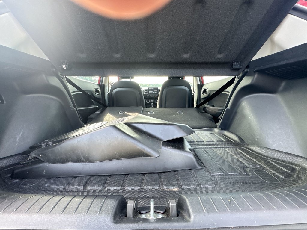 2023 Hyundai Venue Essential | Cam | Htd Seats | Warranty to 2028 in Saint John, New Brunswick - 37 - w1024h768px