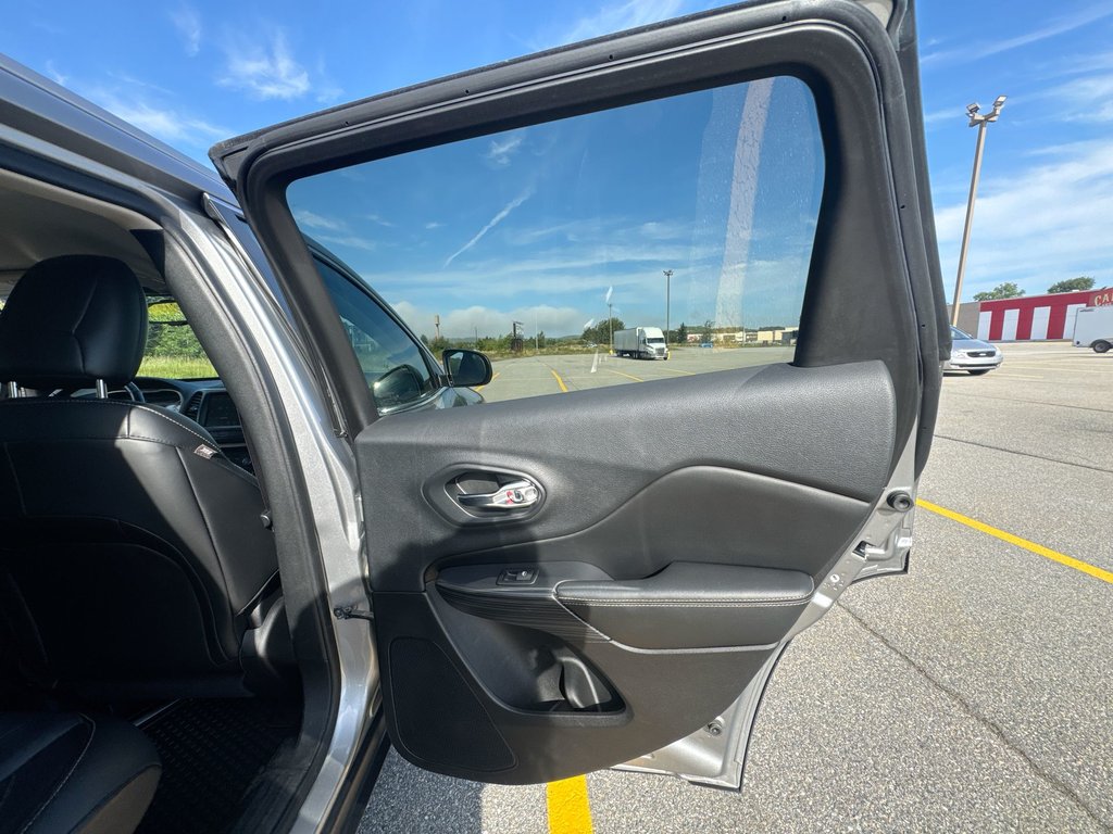 Jeep Cherokee North | Leather | Cam | USB | Htd Wheel 2016 à Saint John, Nouveau-Brunswick - 41 - w1024h768px