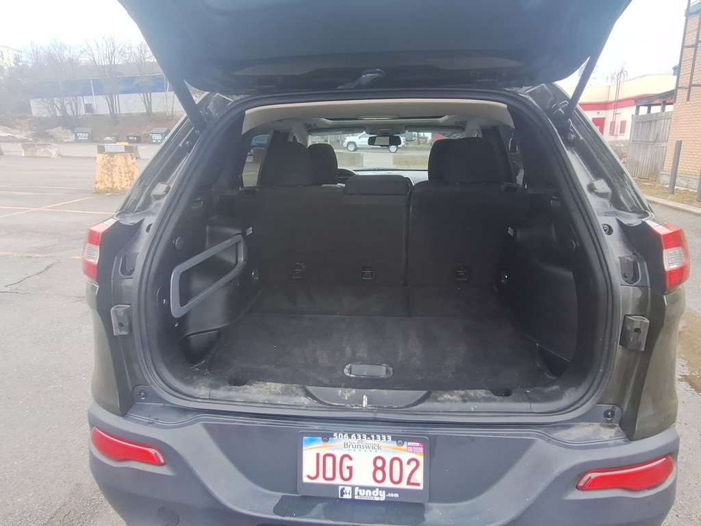 2017 Jeep Cherokee 75th Anniversary | Roof | Cam | USB in Saint John, New Brunswick - 36 - w1024h768px