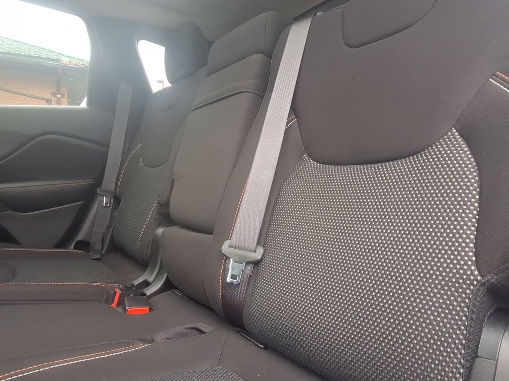 2017 Jeep Cherokee 75th Anniversary | Roof | Cam | USB in Saint John, New Brunswick - 34 - w1024h768px