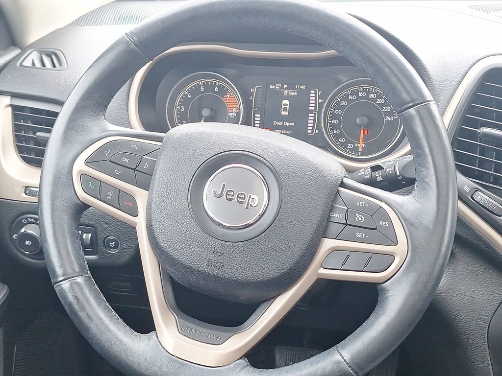 2017 Jeep Cherokee 75th Anniversary | Roof | Cam | USB in Saint John, New Brunswick - 23 - w1024h768px