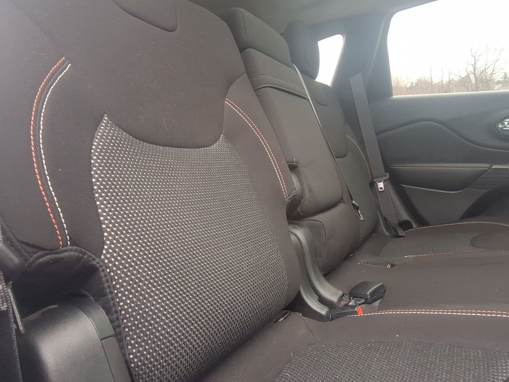 2017 Jeep Cherokee 75th Anniversary | Roof | Cam | USB in Saint John, New Brunswick - 40 - w1024h768px