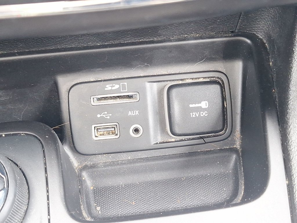 2017 Jeep Cherokee 75th Anniversary | Roof | Cam | USB in Saint John, New Brunswick - 28 - w1024h768px