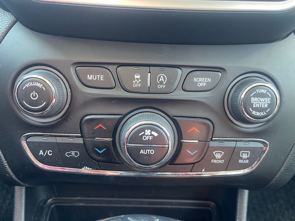 2022 Jeep Cherokee in Antigonish, Nova Scotia - 31 - w1024h768px