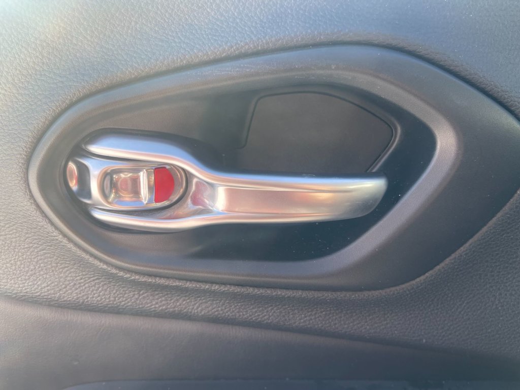 2022 Jeep Cherokee in Antigonish, Nova Scotia - 15 - w1024h768px