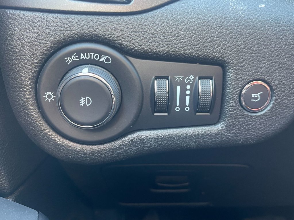 2022 Jeep Cherokee in Antigonish, Nova Scotia - 18 - w1024h768px