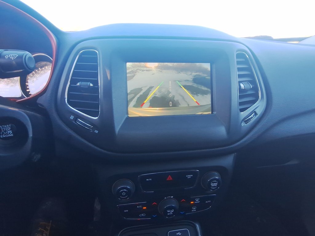 2018 Jeep Compass Trailhawk | Roof | Cam | USB in Saint John, New Brunswick - 26 - w1024h768px