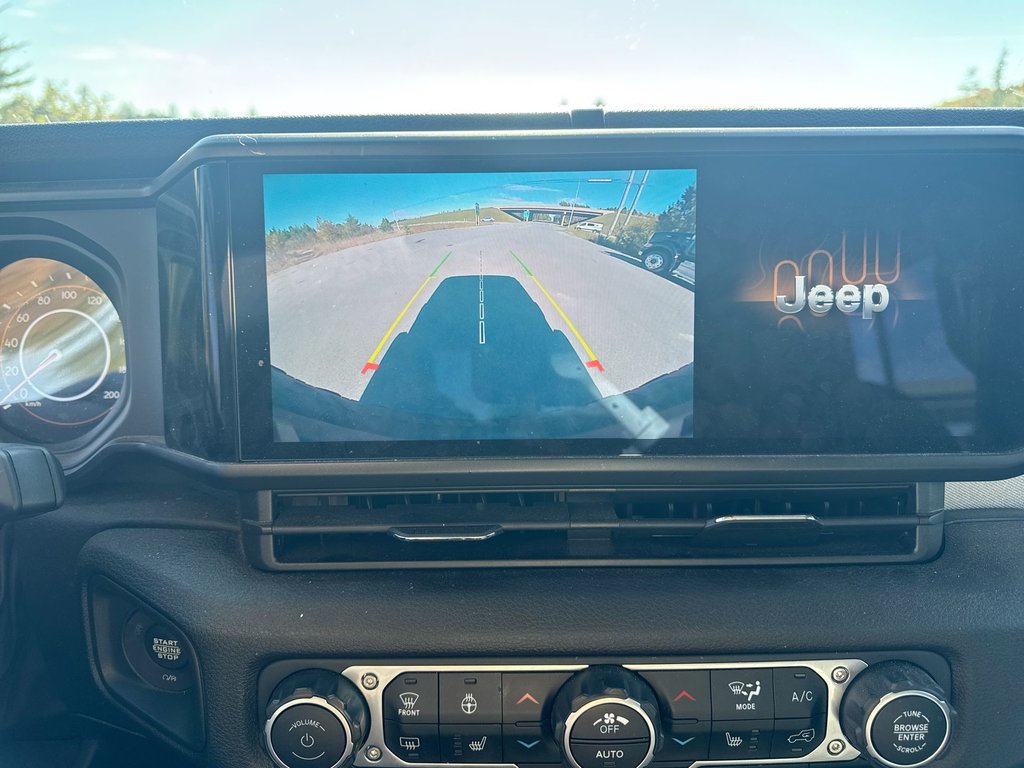 2024 Jeep Wrangler in Antigonish, Nova Scotia - 26 - w1024h768px
