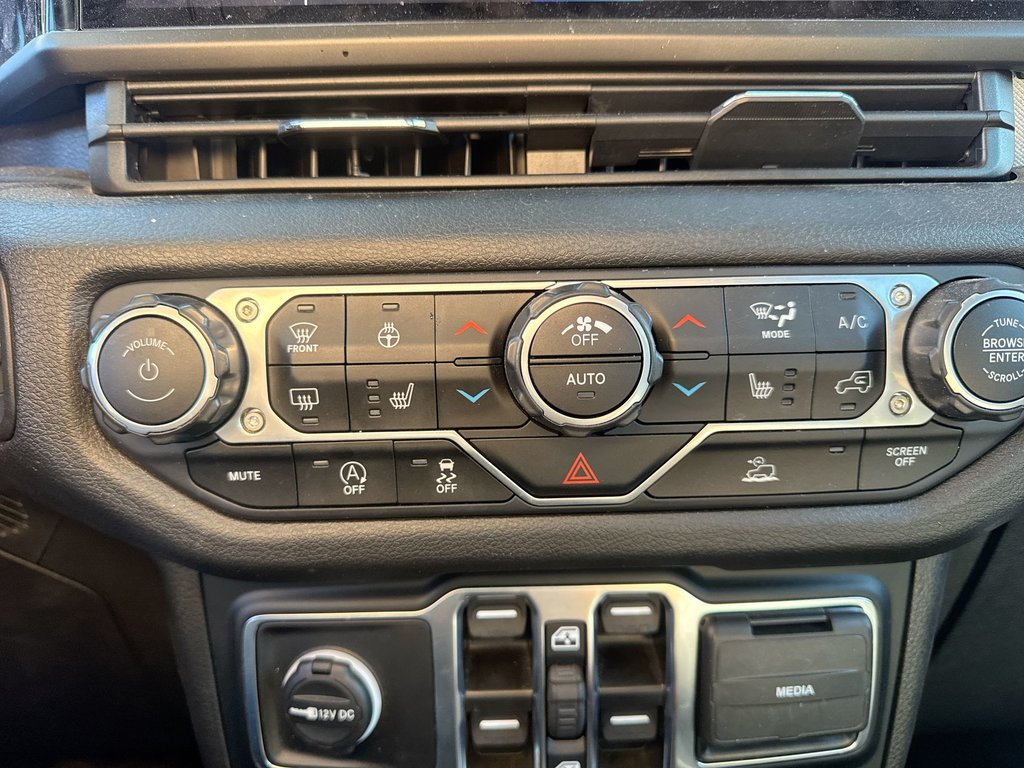 2024 Jeep Wrangler in Antigonish, Nova Scotia - 27 - w1024h768px