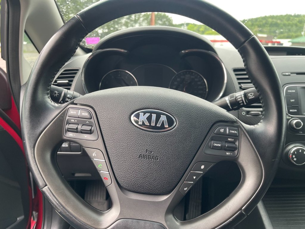 2015 Kia Forte EX | Cam | USB | HtdSeat in Saint John, New Brunswick - 20 - w1024h768px