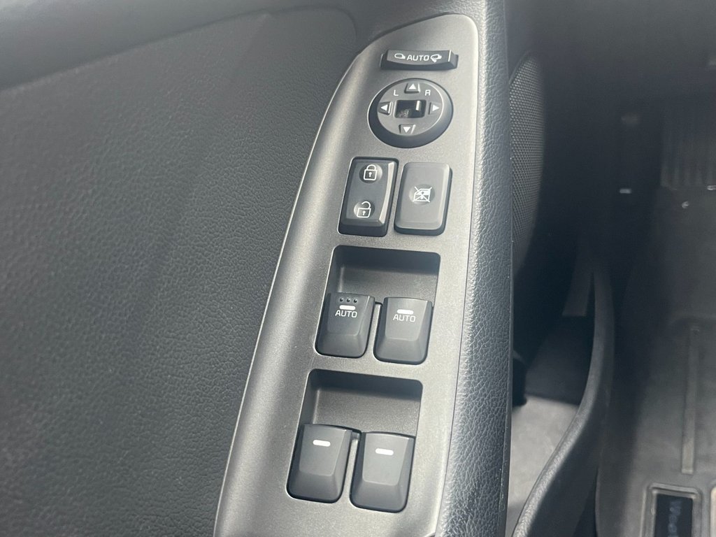2015 Kia Forte EX | Cam | USB | HtdSeat in Saint John, New Brunswick - 13 - w1024h768px