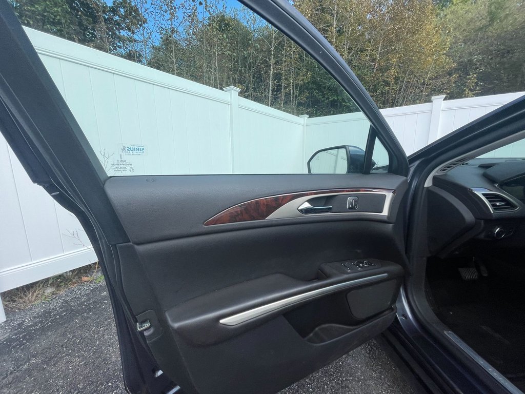 Lincoln MKZ 3.7 AWD | Roof | Nav | USB 2013 à Saint John, Nouveau-Brunswick - 9 - w1024h768px