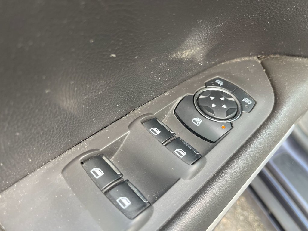 Lincoln MKZ 3.7 AWD | Roof | Nav | USB 2013 à Saint John, Nouveau-Brunswick - 10 - w1024h768px