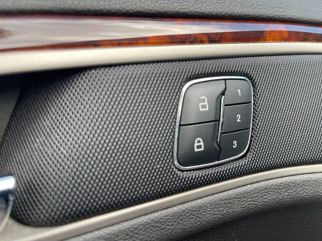 Lincoln MKZ 3.7 AWD | Roof | Nav | USB 2013 à Saint John, Nouveau-Brunswick - 11 - w1024h768px