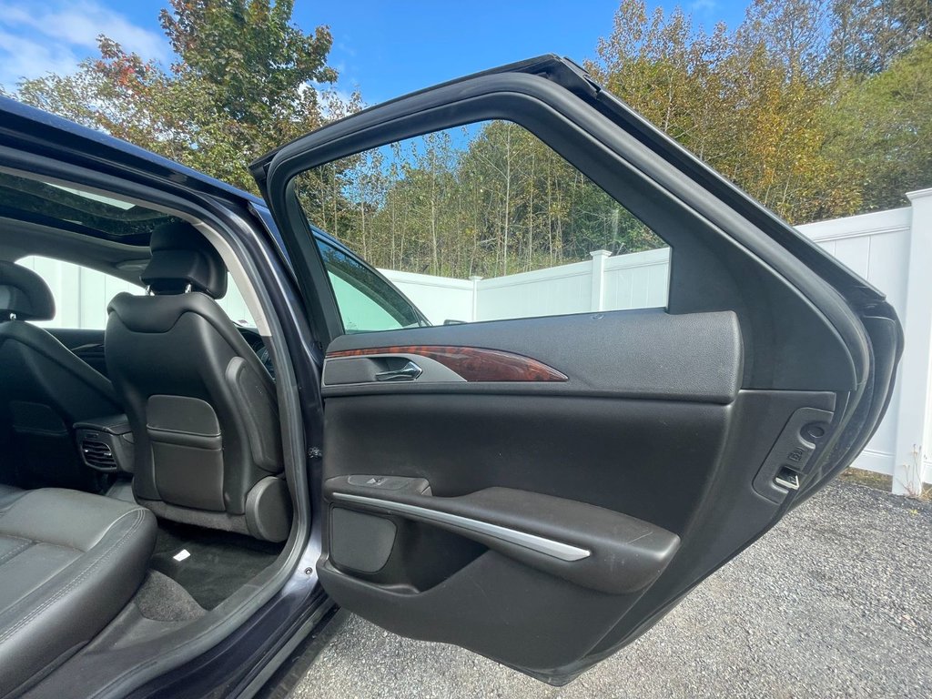 Lincoln MKZ 3.7 AWD | Roof | Nav | USB 2013 à Saint John, Nouveau-Brunswick - 34 - w1024h768px