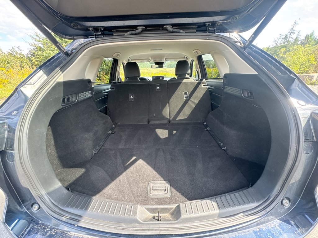 2025 Mazda CX-5 in Antigonish, Nova Scotia - 37 - w1024h768px