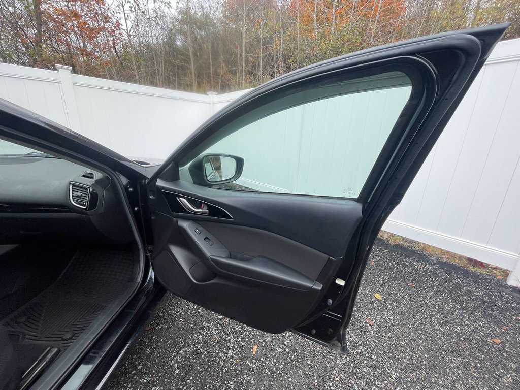 2016 Mazda 3 GS | SunRoof | Cam | USB in Saint John, New Brunswick - 34 - w1024h768px
