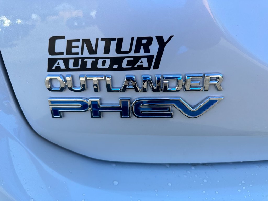 2022  OUTLANDER PHEV Black Edition | Leather | Roof | Warranty to 2031 in Saint John, New Brunswick - 16 - w1024h768px