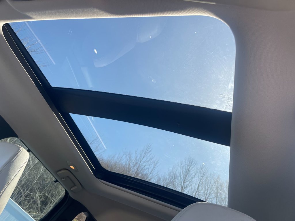 2023 Mitsubishi Outlander GT S-AWC | Leather | Roof | Nav | Warranty to 2033 in Saint John, New Brunswick - 28 - w1024h768px