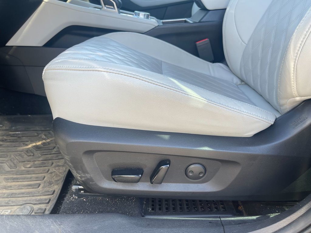 2023 Mitsubishi Outlander GT S-AWC | Leather | Roof | Nav | Warranty to 2033 in Saint John, New Brunswick - 9 - w1024h768px
