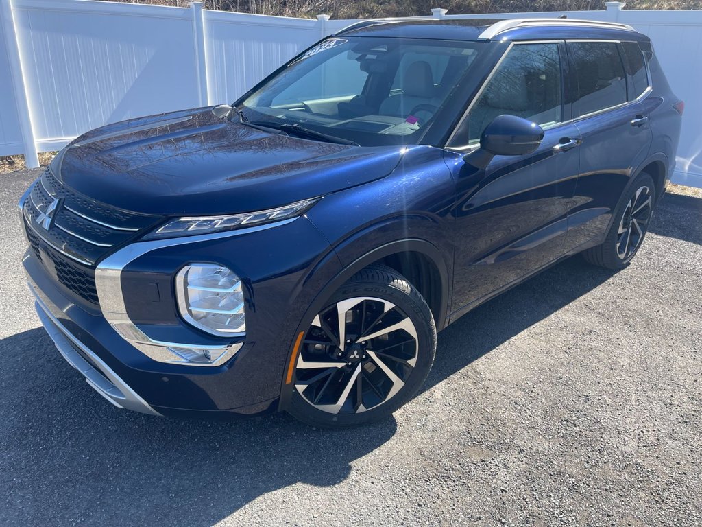 2023 Mitsubishi Outlander GT S-AWC | Leather | Roof | Nav | Warranty to 2033 in Saint John, New Brunswick - 7 - w1024h768px