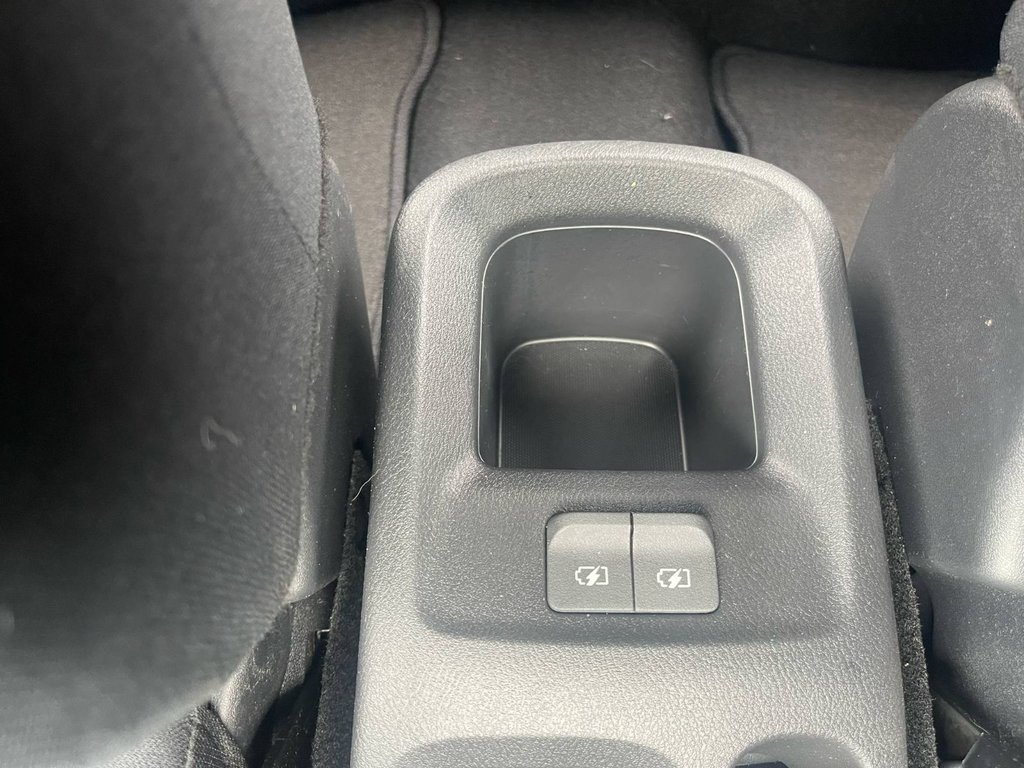 2024 Nissan Kicks in Antigonish, Nova Scotia - 37 - w1024h768px