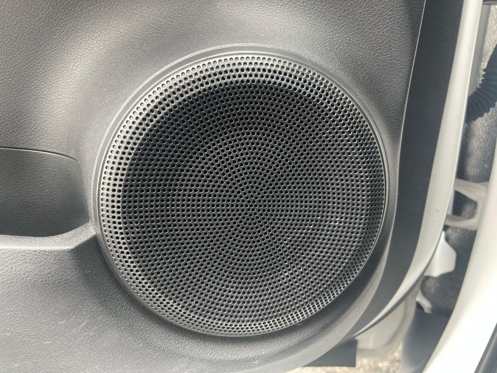 2024 Nissan Kicks in Antigonish, Nova Scotia - 17 - w1024h768px