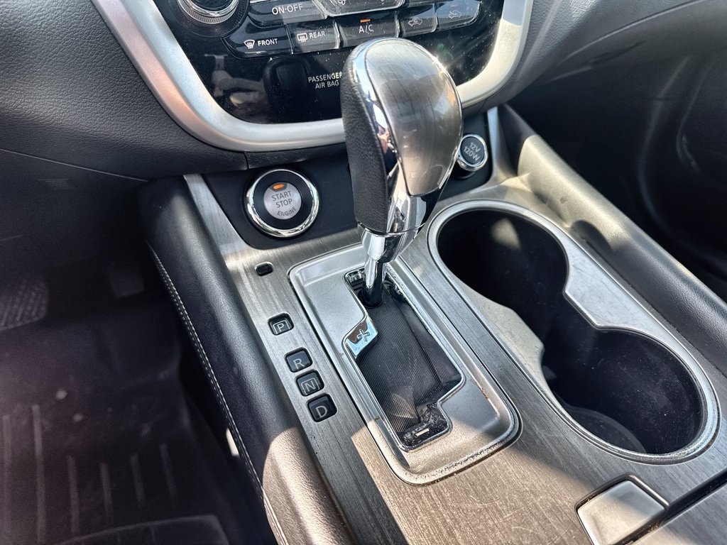 2017 Nissan MURANO SL | Roof | Cam | USB in Saint John, New Brunswick - 29 - w1024h768px