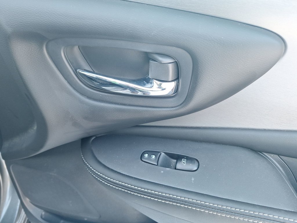 2022 Nissan MURANO SV | Roof | Cam | USB Warranty to 2027 in Saint John, New Brunswick - 46 - w1024h768px