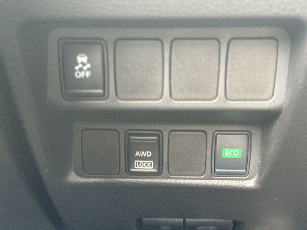 2018 Nissan Qashqai S AWD | Cam | HTdSeat | USB in Saint John, New Brunswick - 22 - w1024h768px