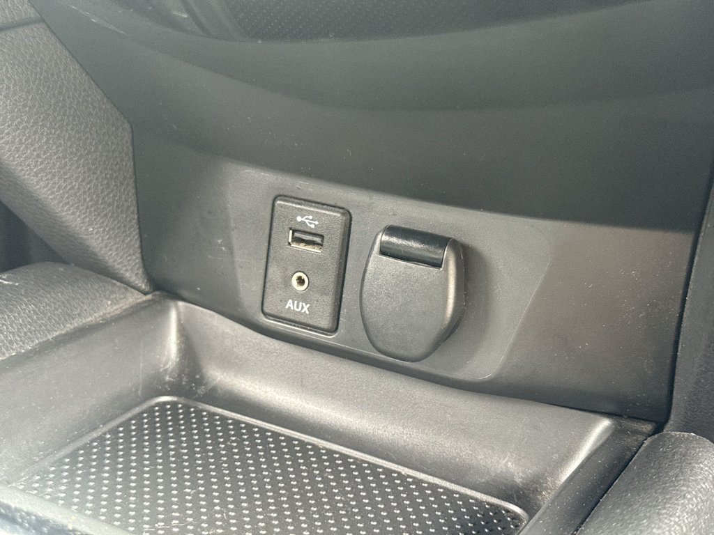 2018 Nissan Qashqai S AWD | Cam | HTdSeat | USB in Saint John, New Brunswick - 45 - w1024h768px