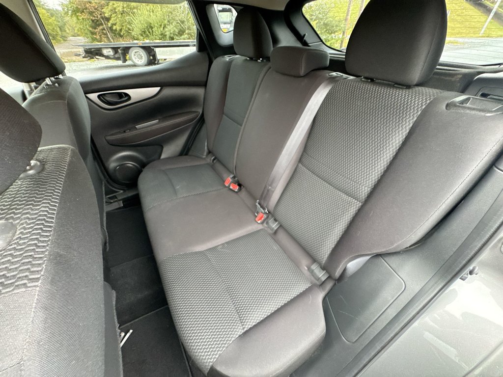 2018 Nissan Qashqai S AWD | Cam | HTdSeat | USB in Saint John, New Brunswick - 33 - w1024h768px
