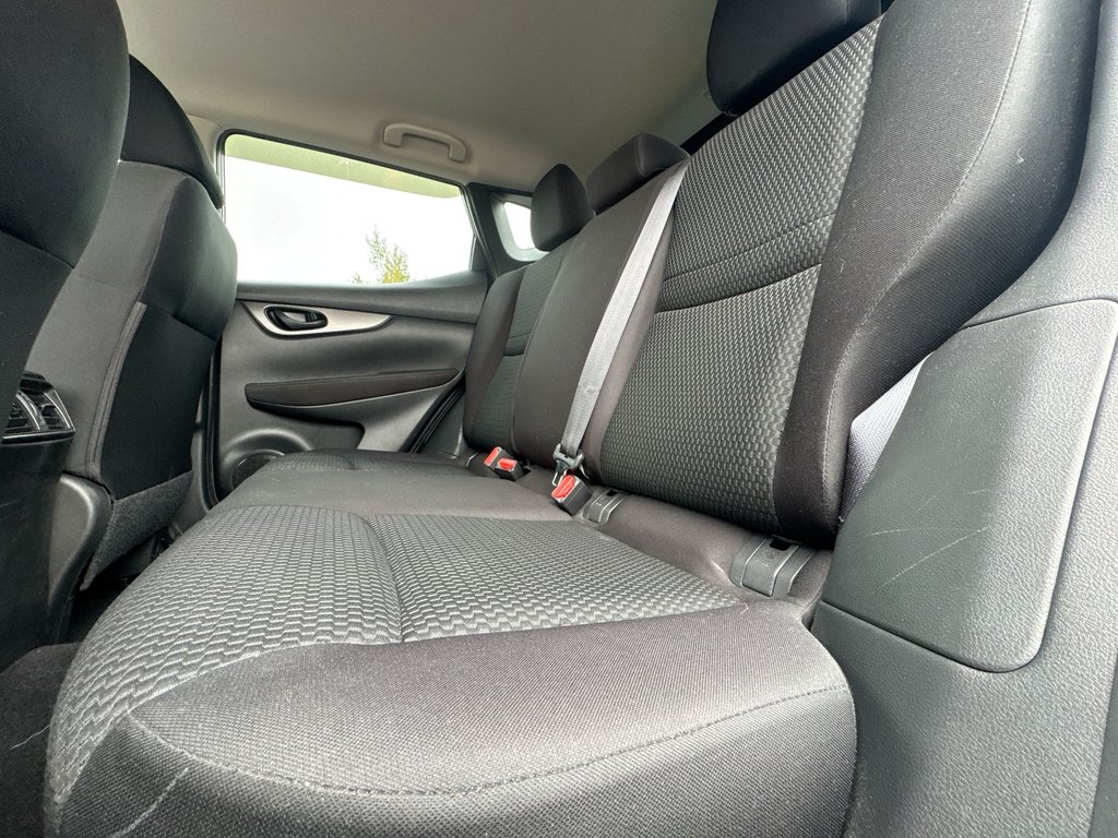 2018 Nissan Qashqai S AWD | Cam | HTdSeat | USB in Saint John, New Brunswick - 34 - w1024h768px