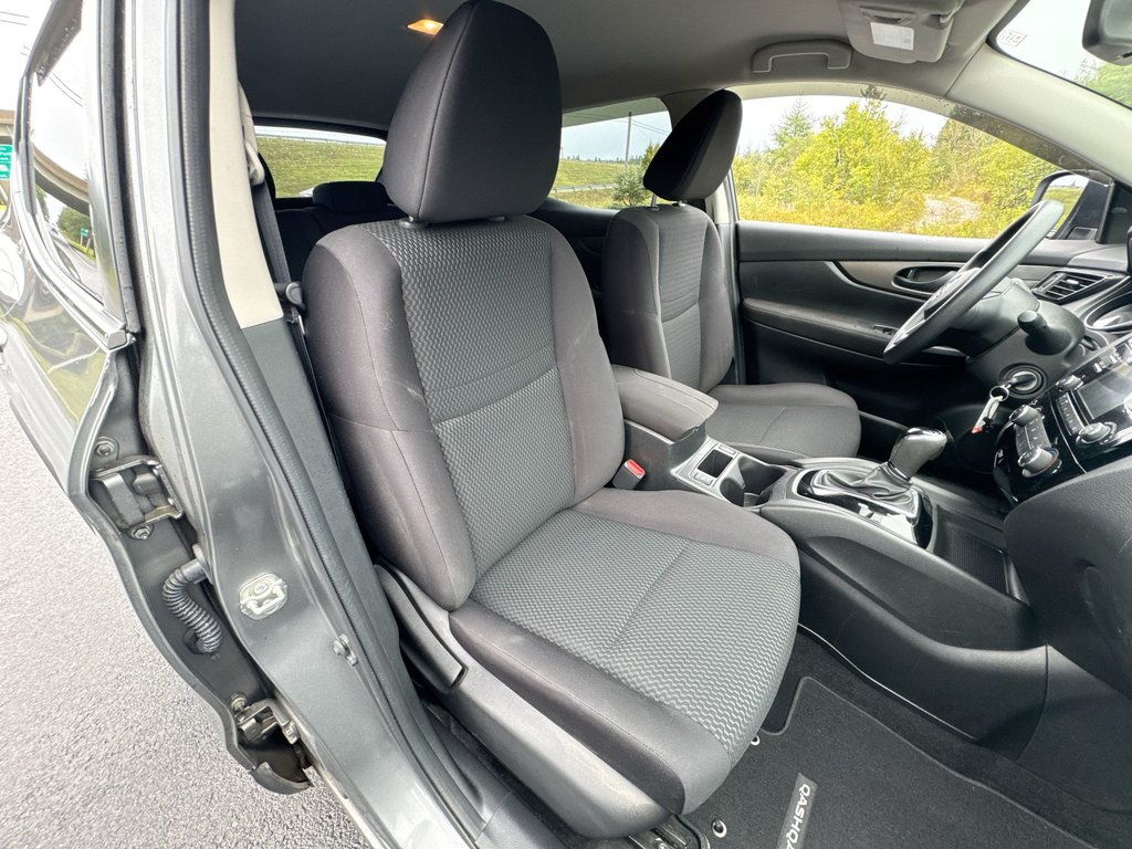 2018 Nissan Qashqai S AWD | Cam | HTdSeat | USB in Saint John, New Brunswick - 42 - w1024h768px