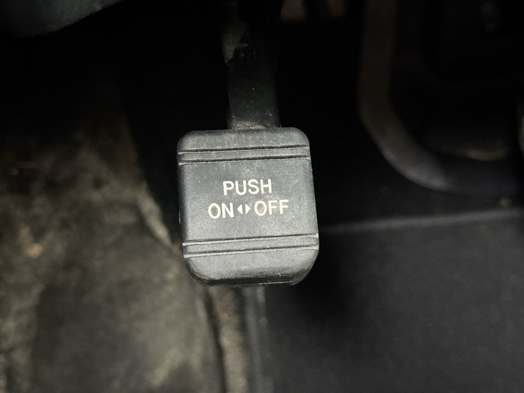 2018 Nissan Qashqai S AWD | Cam | HTdSeat | USB in Saint John, New Brunswick - 30 - w1024h768px