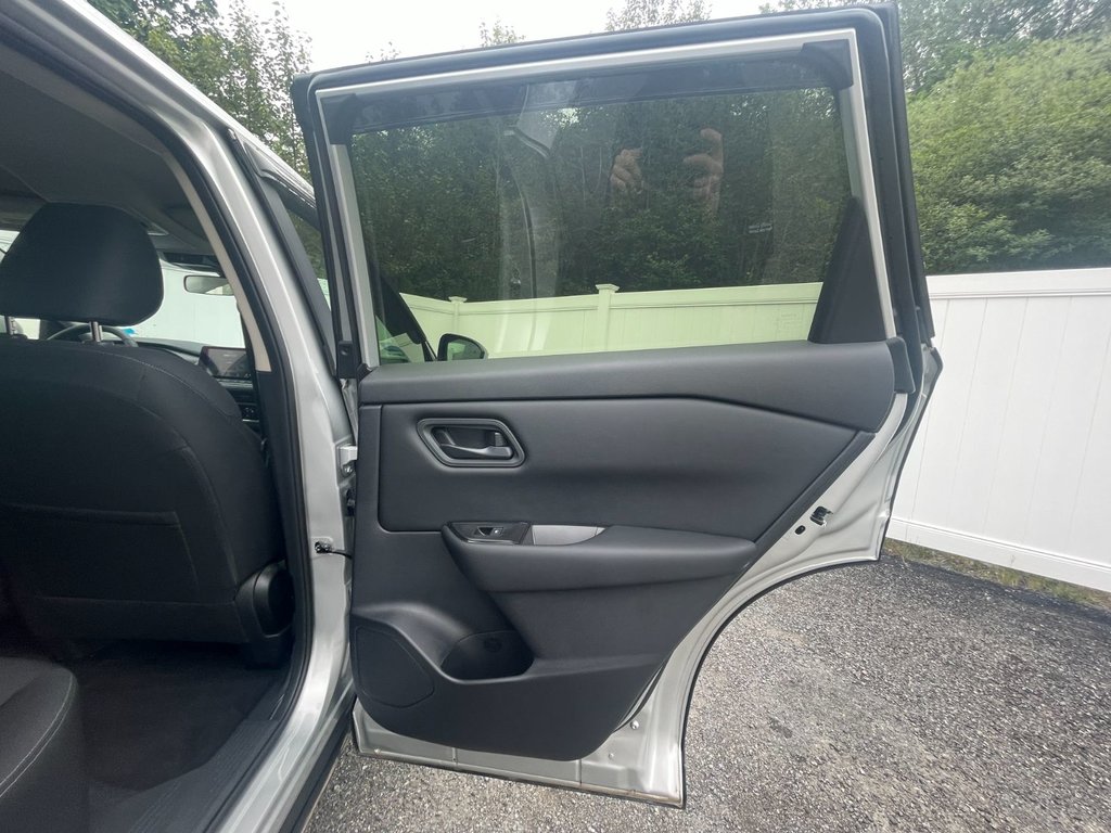 2025 Nissan Rogue S | Cam | USB | Htd Wheel | Warranty till 2030 in Saint John, New Brunswick - 38 - w1024h768px