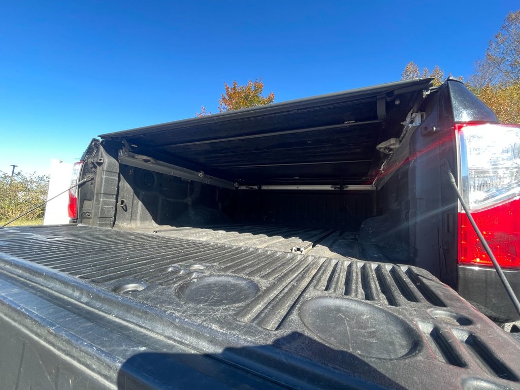 2018 Nissan Titan in Antigonish, Nova Scotia - 40 - w1024h768px