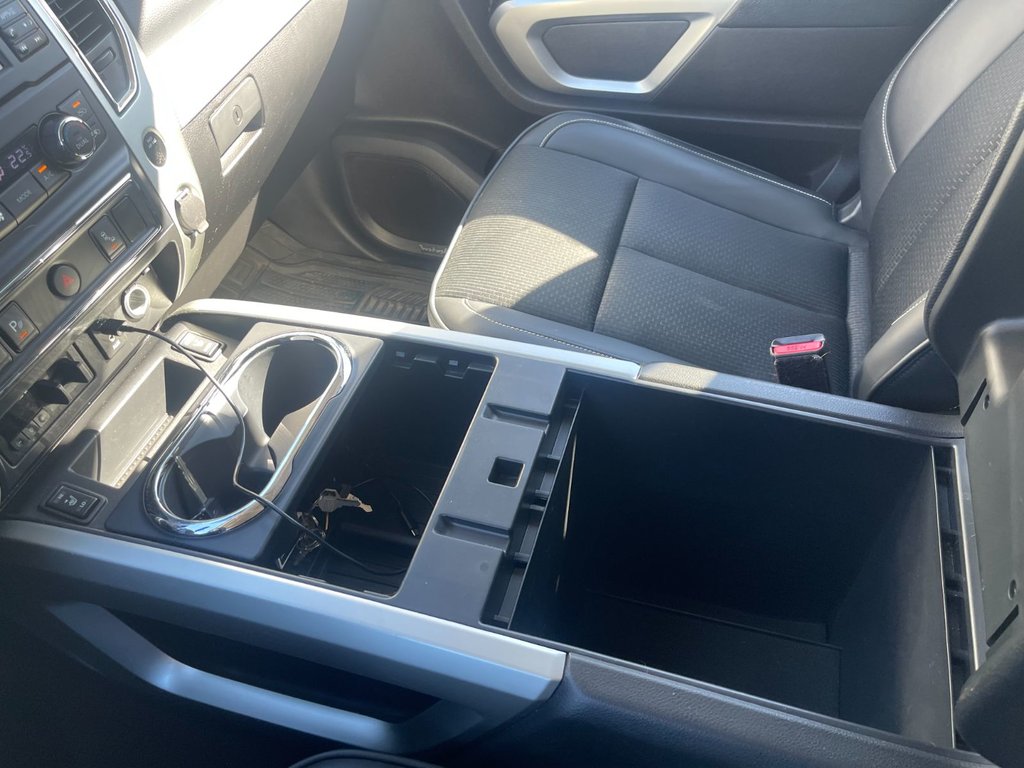 2018 Nissan Titan in Antigonish, Nova Scotia - 35 - w1024h768px