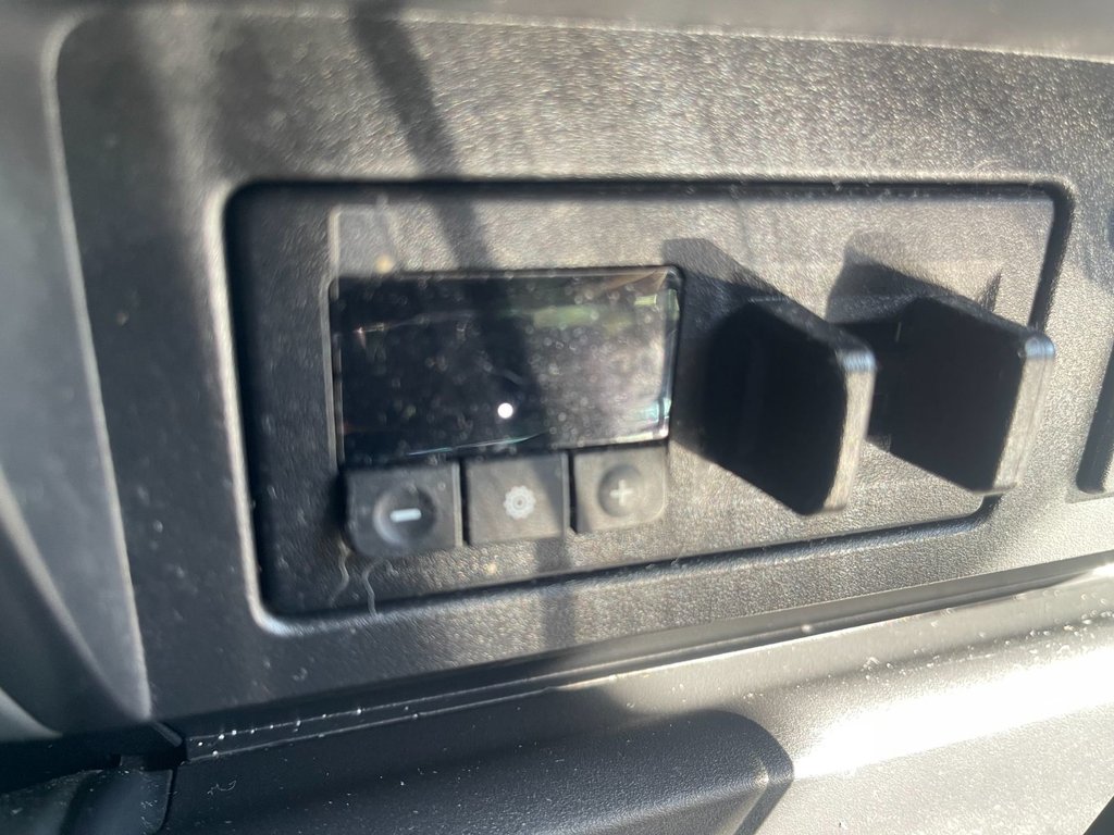 2018 Nissan Titan in Antigonish, Nova Scotia - 27 - w1024h768px