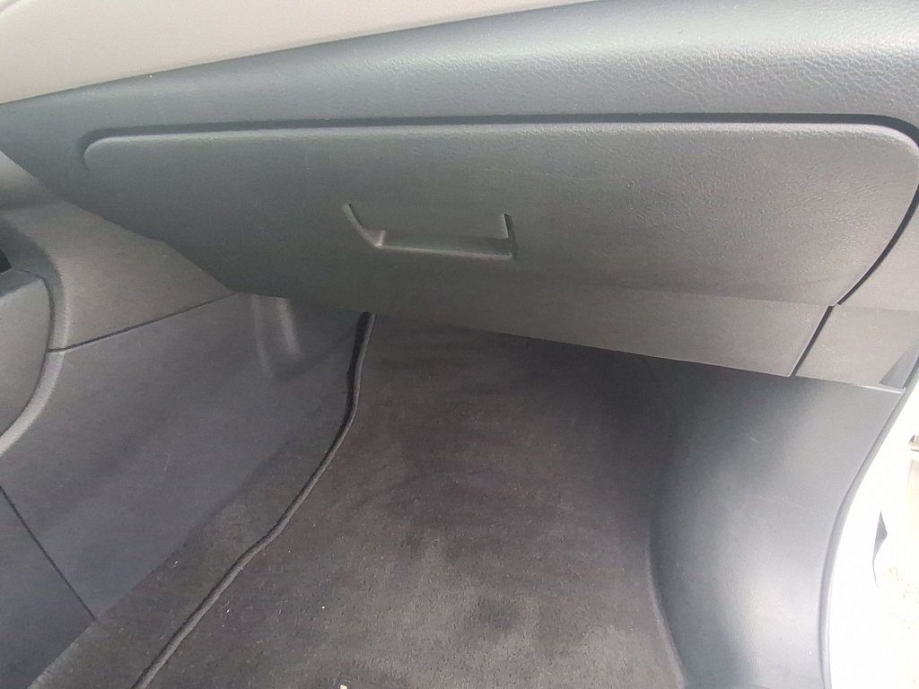 2021 Nissan Versa in Antigonish, Nova Scotia - 44 - w1024h768px