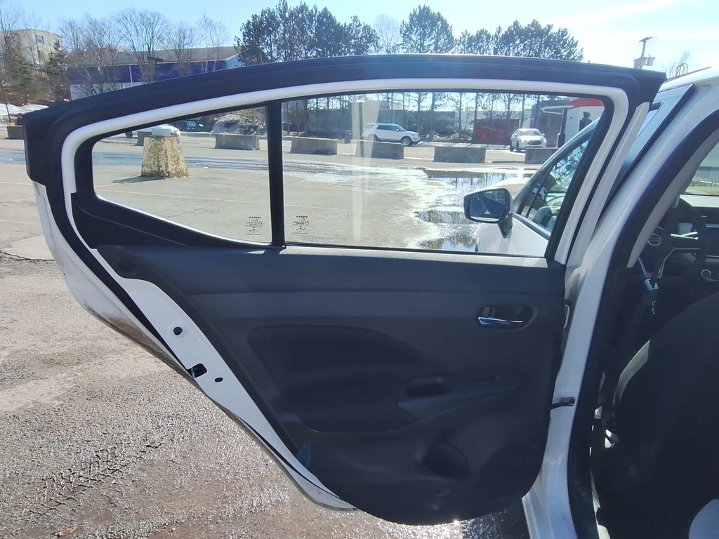 2021 Nissan Versa SV | Cam| USB Warranty to 2026 in Saint John, New Brunswick - 35 - w1024h768px