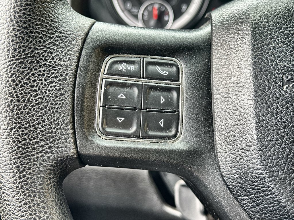 2019 Ram 1500 Classic in Antigonish, Nova Scotia - 20 - w1024h768px