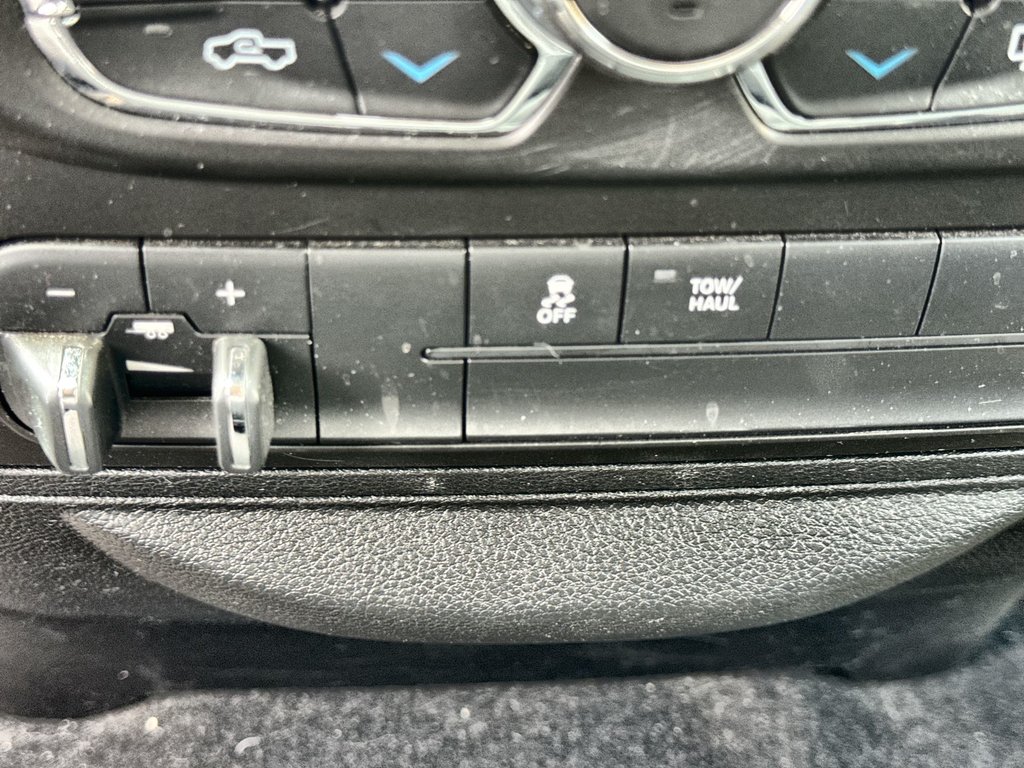 2019 Ram 1500 Classic in Antigonish, Nova Scotia - 22 - w1024h768px