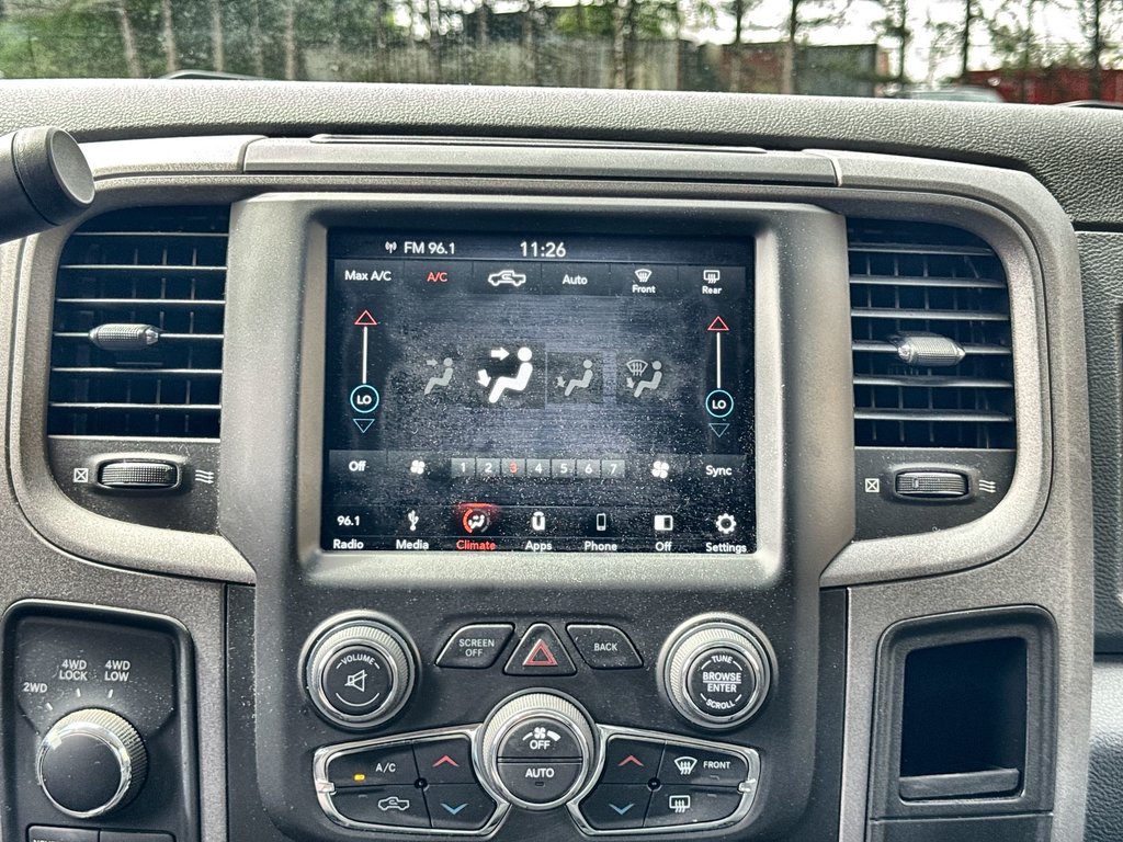 2019 Ram 1500 Classic in Antigonish, Nova Scotia - 25 - w1024h768px