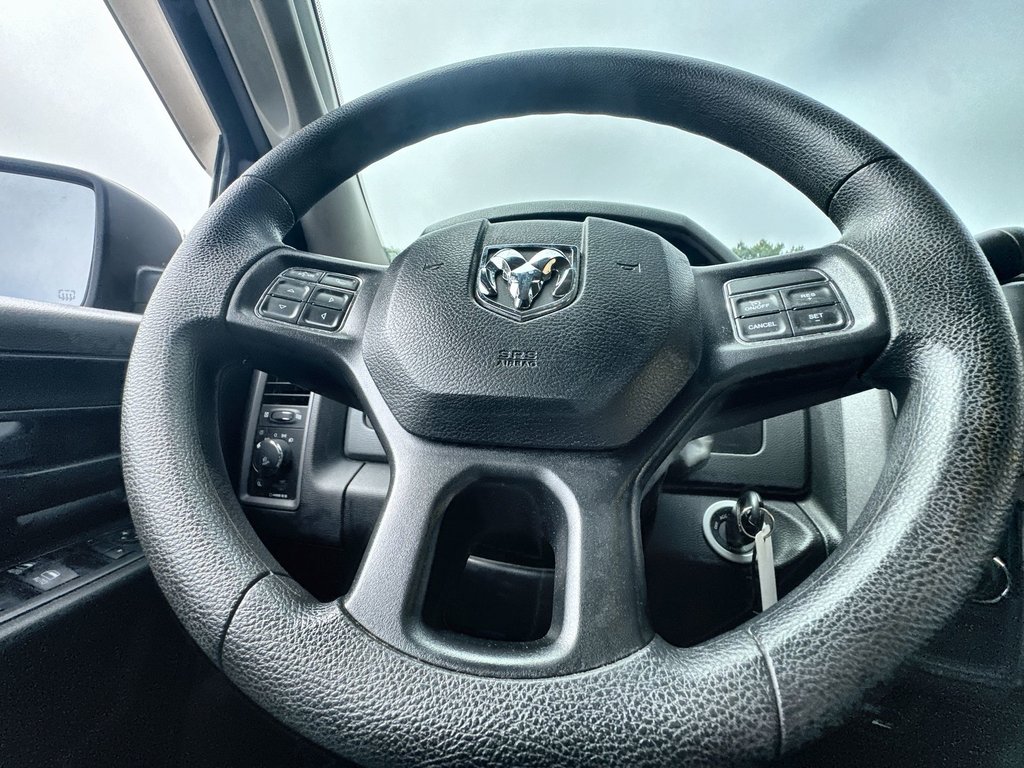 2019 Ram 1500 Classic in Antigonish, Nova Scotia - 18 - w1024h768px