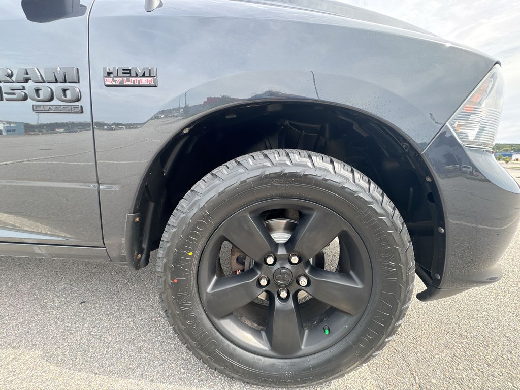 2020 Ram 1500 Classic in Antigonish, Nova Scotia - 10 - w1024h768px