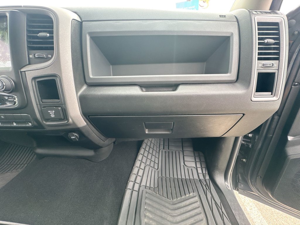 2020 Ram 1500 Classic in Antigonish, Nova Scotia - 44 - w1024h768px