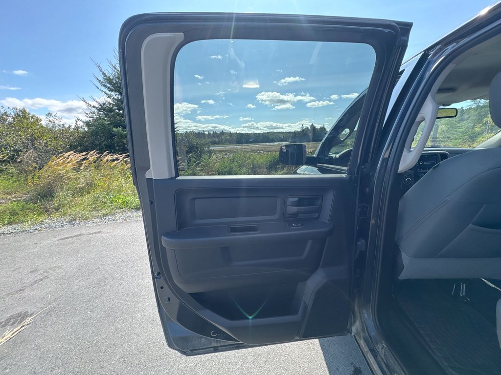 2020 Ram 1500 Classic Express | Cam | USB | Htd Wheel in Saint John, New Brunswick - 35 - w1024h768px