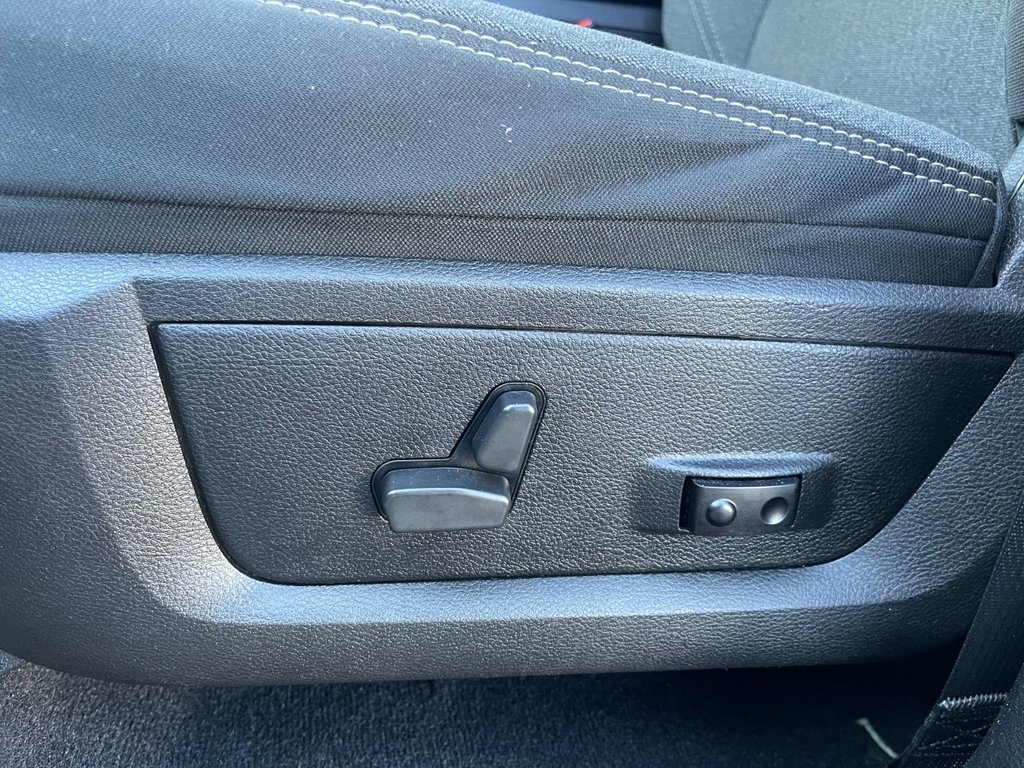 2022 Ram 1500 Classic in Antigonish, Nova Scotia - 11 - w1024h768px