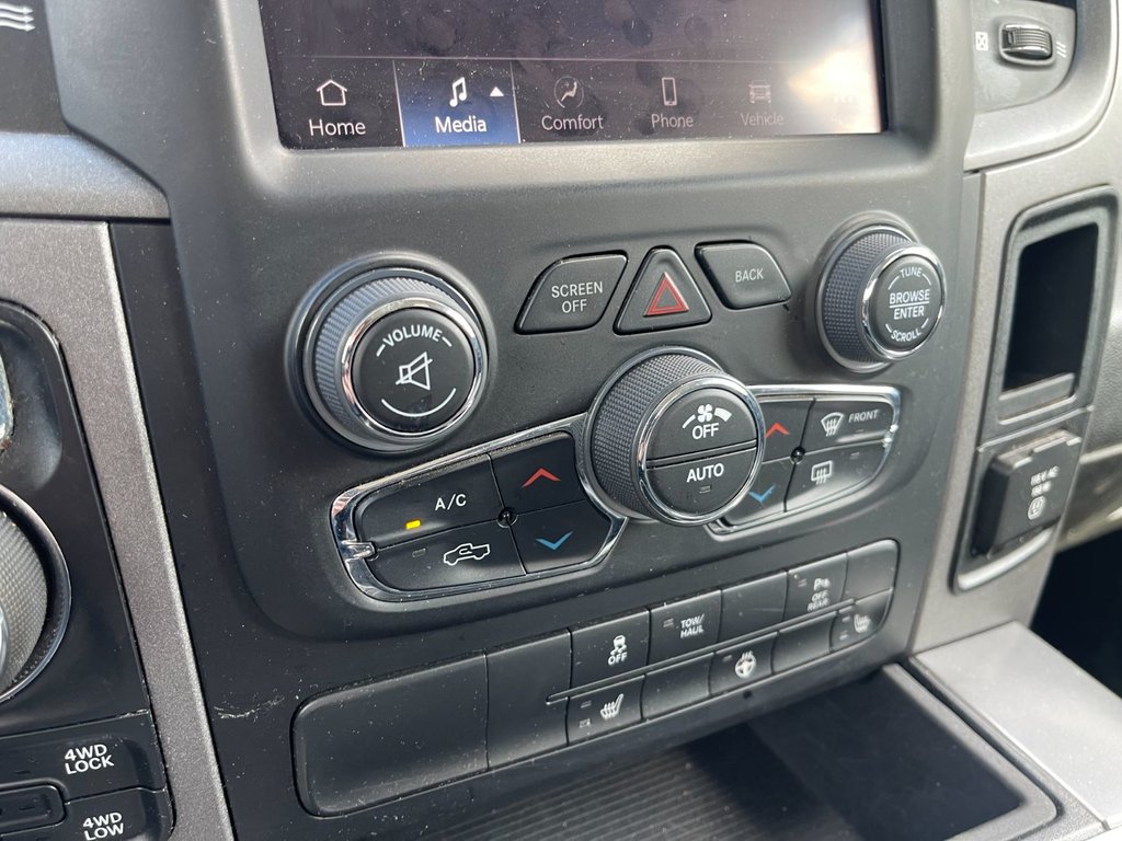 2022 Ram 1500 Classic Express | Cam | USB | RamBox| Warranty to 2027 in Saint John, New Brunswick - 21 - w1024h768px